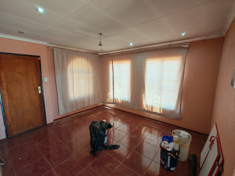 To Let 3 Bedroom Property for Rent in Palm Ridge Gauteng