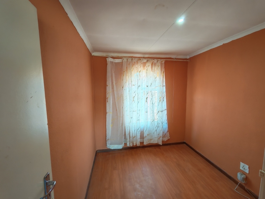 To Let 3 Bedroom Property for Rent in Palm Ridge Gauteng