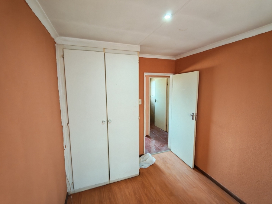 To Let 3 Bedroom Property for Rent in Palm Ridge Gauteng