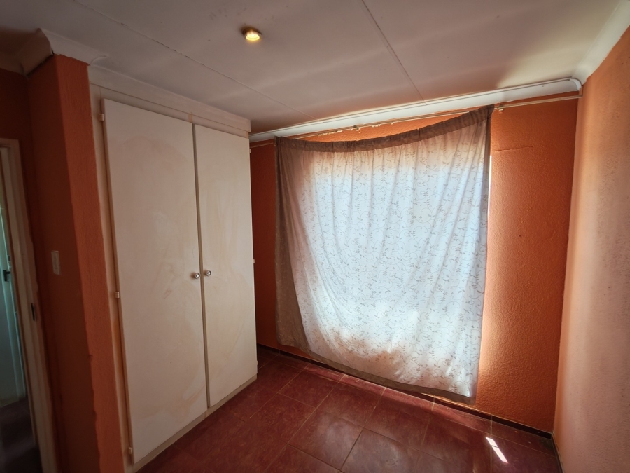 To Let 3 Bedroom Property for Rent in Palm Ridge Gauteng