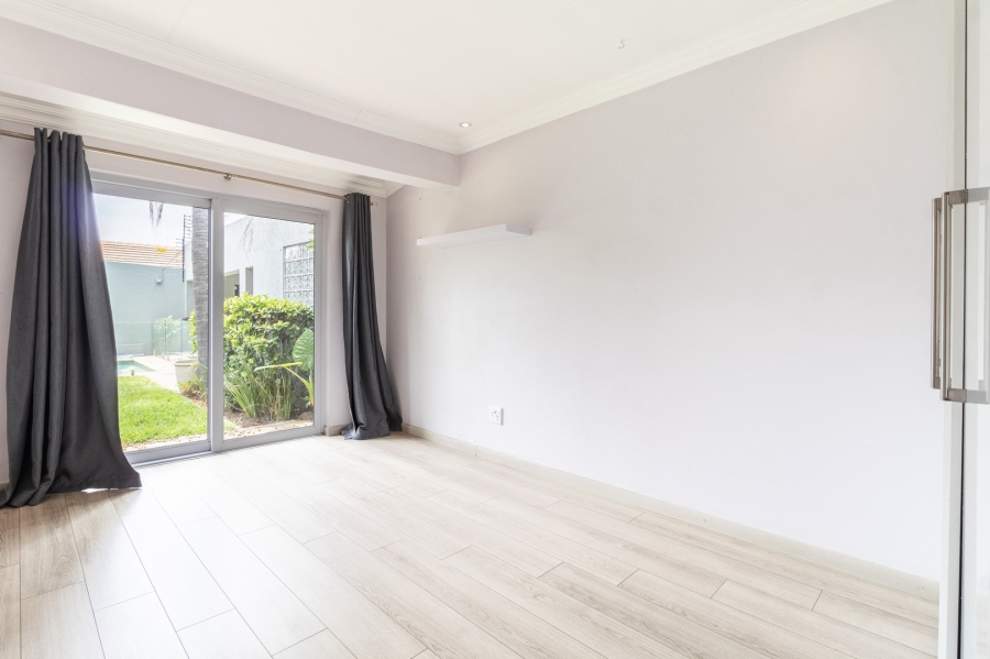 To Let 3 Bedroom Property for Rent in Lonehill Gauteng