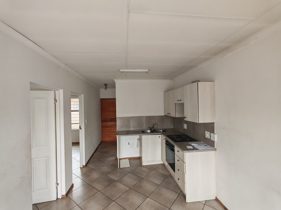 2 Bedroom Property for Sale in Albertsdal Gauteng