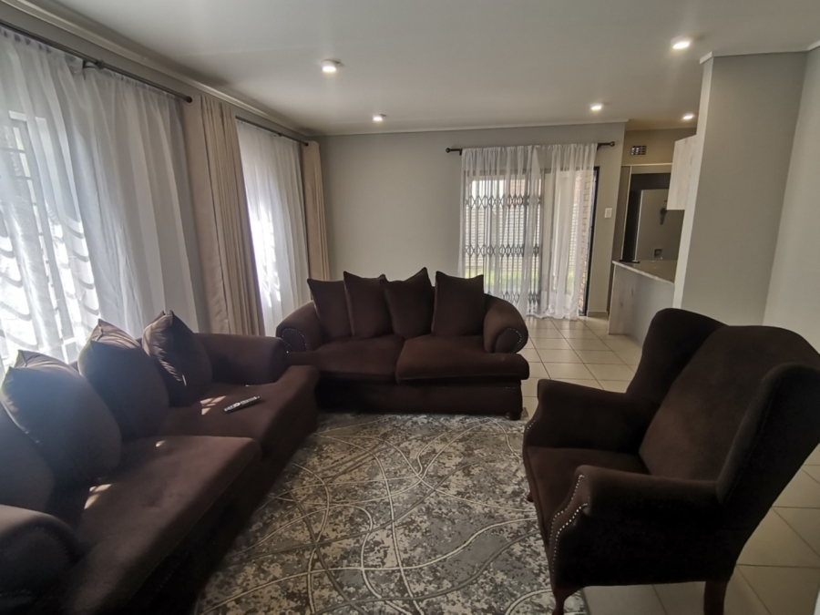 To Let 4 Bedroom Property for Rent in Albertsdal Gauteng