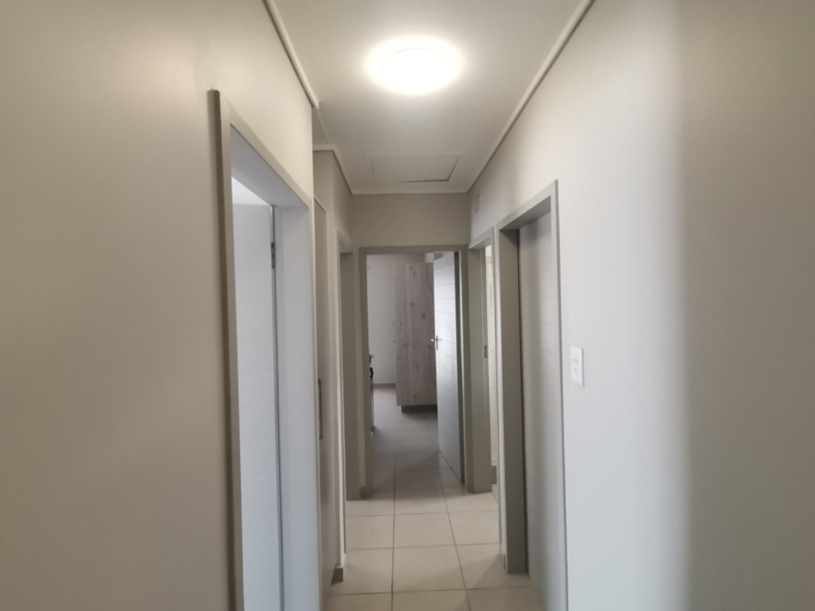 To Let 4 Bedroom Property for Rent in Albertsdal Gauteng