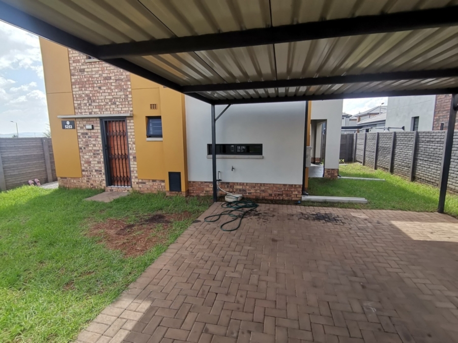 To Let 4 Bedroom Property for Rent in Albertsdal Gauteng