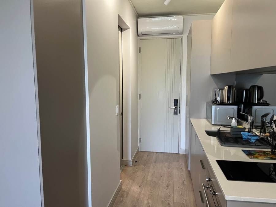 To Let 1 Bedroom Property for Rent in Rosebank Gauteng