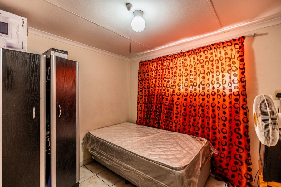 To Let 4 Bedroom Property for Rent in Eldoraigne Gauteng