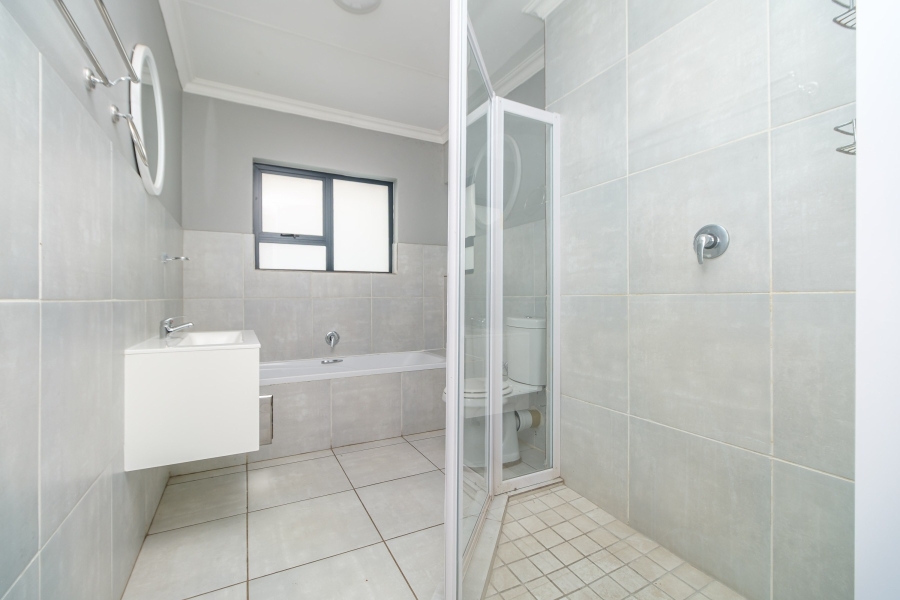 To Let 3 Bedroom Property for Rent in Homes Haven Gauteng