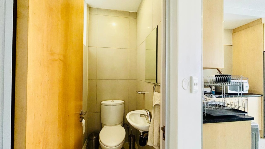 To Let 1 Bedroom Property for Rent in Sandton Central Gauteng
