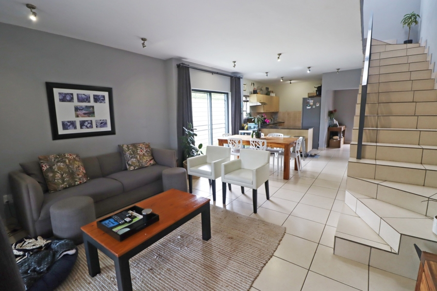 To Let 2 Bedroom Property for Rent in Bryanston West Gauteng
