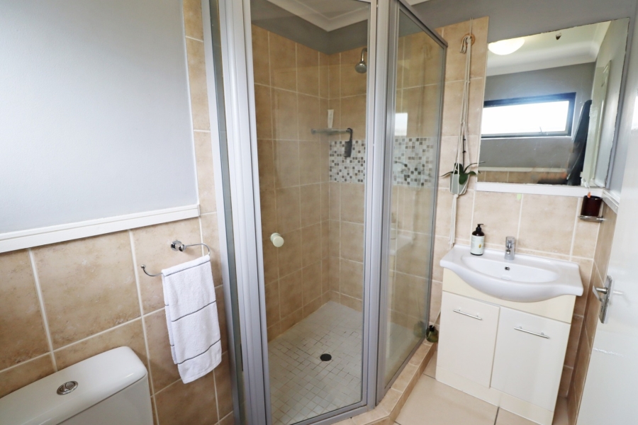 To Let 2 Bedroom Property for Rent in Bryanston West Gauteng