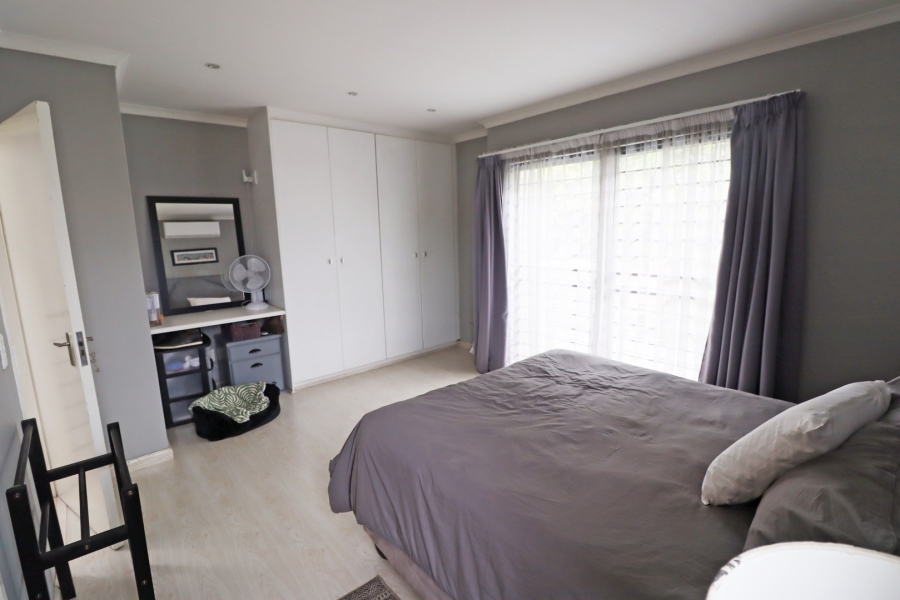 To Let 2 Bedroom Property for Rent in Bryanston West Gauteng