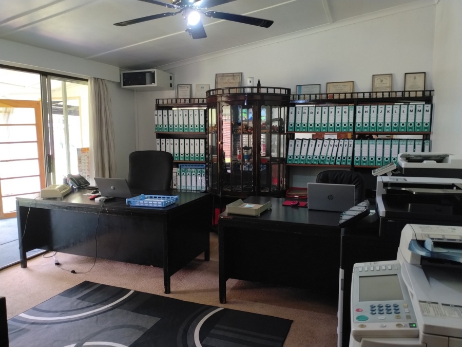 4 Bedroom Property for Sale in Selection Park Gauteng