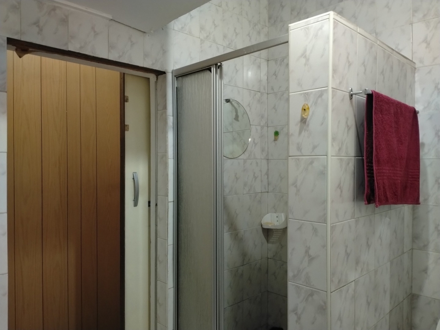 4 Bedroom Property for Sale in Selection Park Gauteng