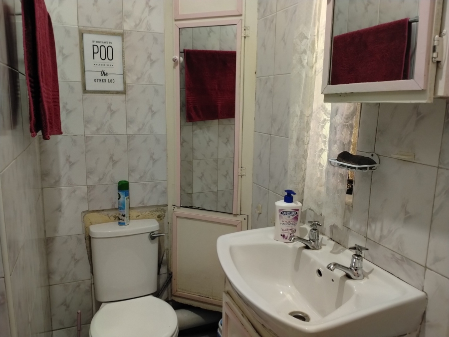 4 Bedroom Property for Sale in Selection Park Gauteng