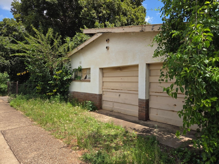 5 Bedroom Property for Sale in Lyttelton Manor Gauteng