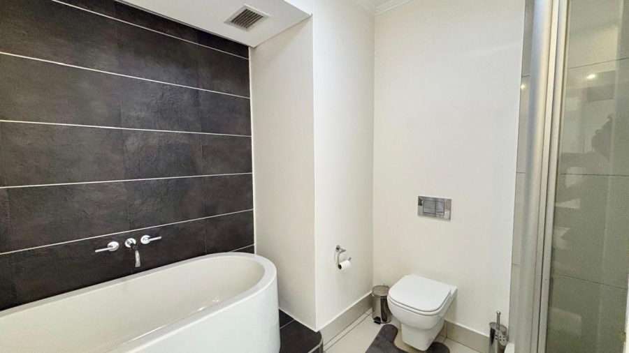 To Let 2 Bedroom Property for Rent in Morningside Gauteng