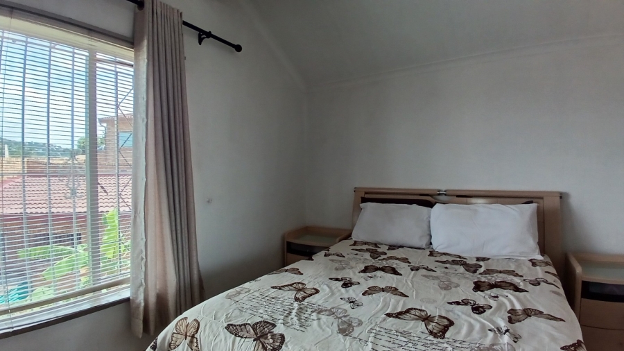 3 Bedroom Property for Sale in Bassonia Gauteng