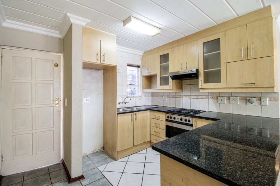 2 Bedroom Property for Sale in Wendywood Gauteng