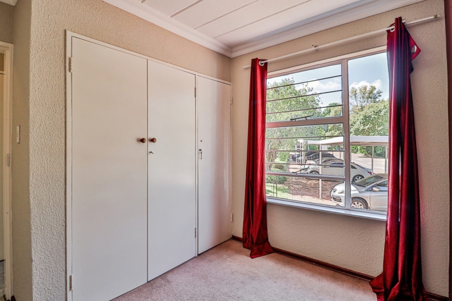 2 Bedroom Property for Sale in Wendywood Gauteng