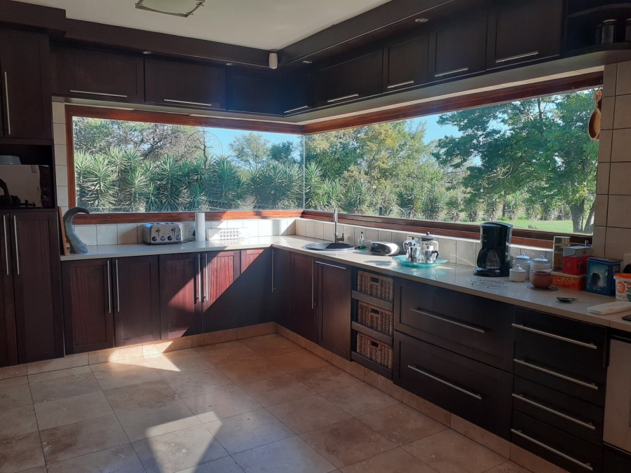 4 Bedroom Property for Sale in Zeekoeigat Gauteng