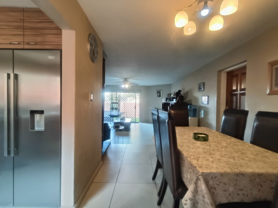 3 Bedroom Property for Sale in Raceview Gauteng