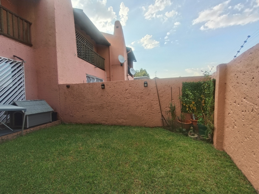 3 Bedroom Property for Sale in Raceview Gauteng
