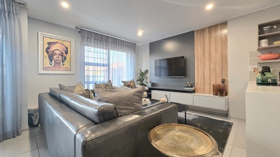 3 Bedroom Property for Sale in Rooihuiskraal North Gauteng