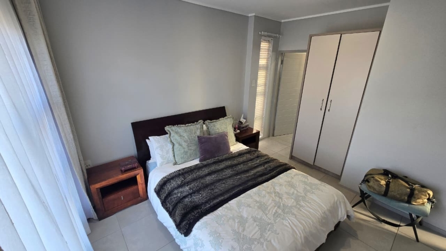 3 Bedroom Property for Sale in Rooihuiskraal North Gauteng