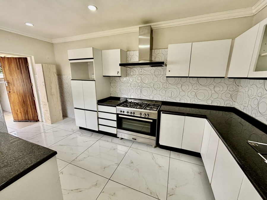 To Let 3 Bedroom Property for Rent in Morningside Gauteng