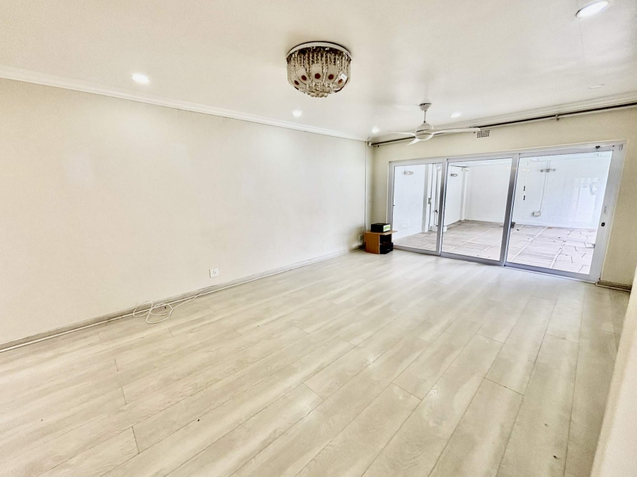 To Let 3 Bedroom Property for Rent in Morningside Gauteng