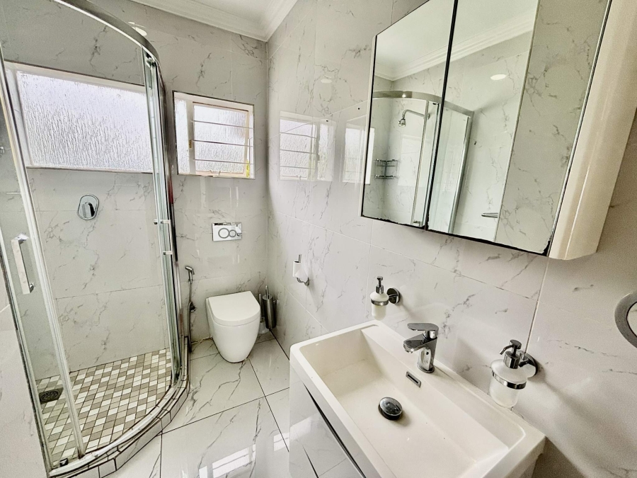 To Let 3 Bedroom Property for Rent in Morningside Gauteng