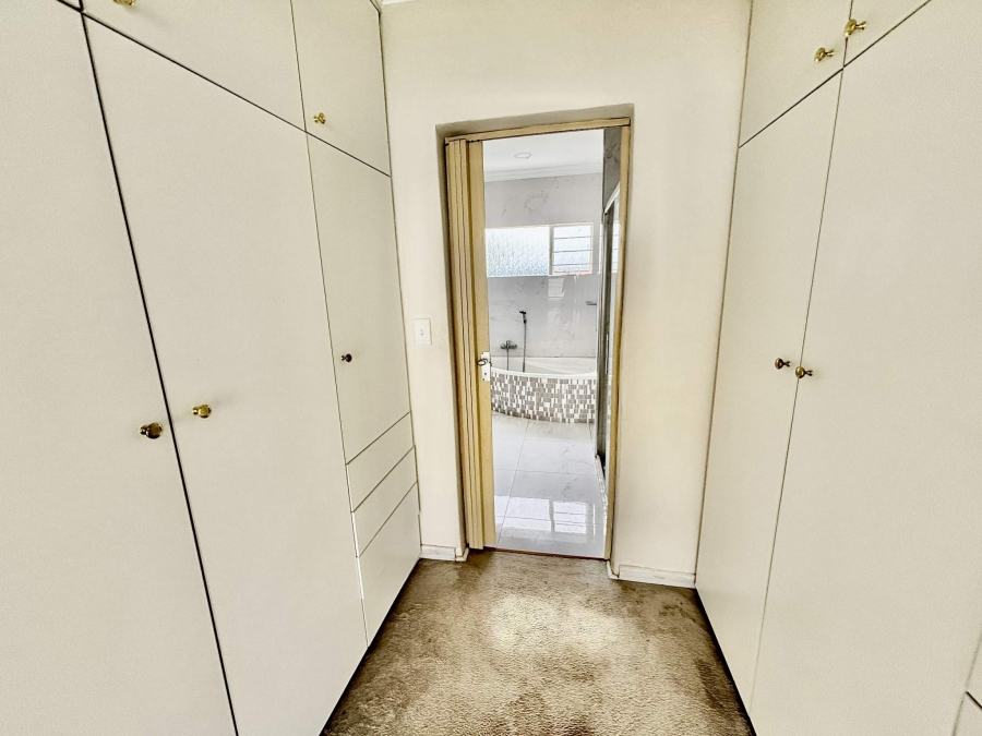 To Let 3 Bedroom Property for Rent in Morningside Gauteng