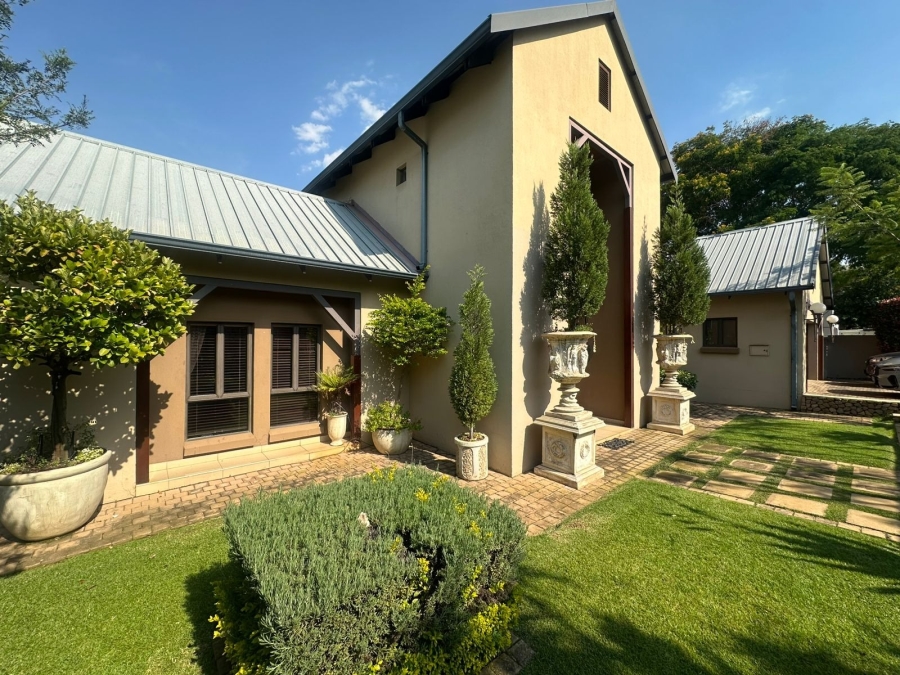 4 Bedroom Property for Sale in Midstream Estate Gauteng