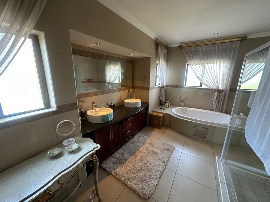 4 Bedroom Property for Sale in Midstream Estate Gauteng