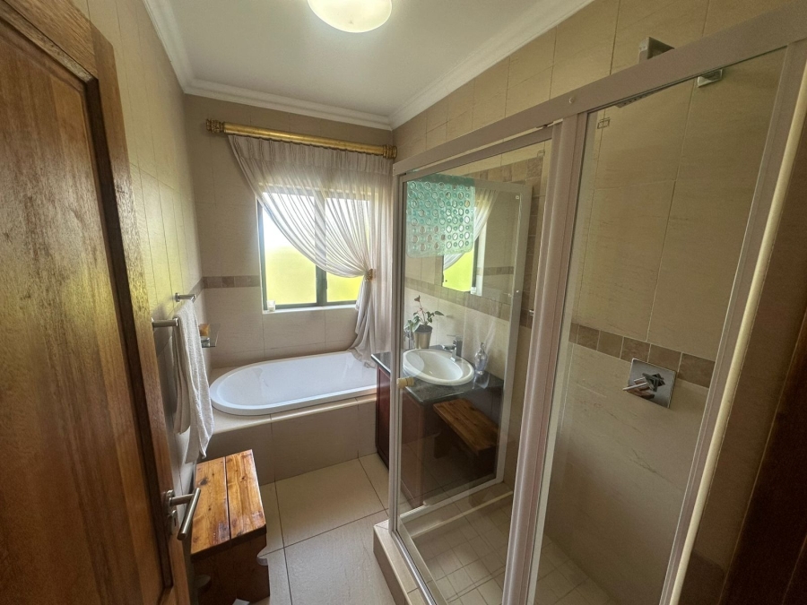 4 Bedroom Property for Sale in Midstream Estate Gauteng