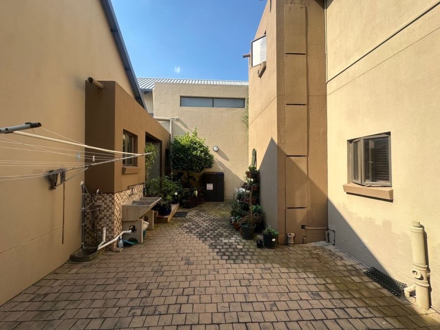 4 Bedroom Property for Sale in Midstream Estate Gauteng