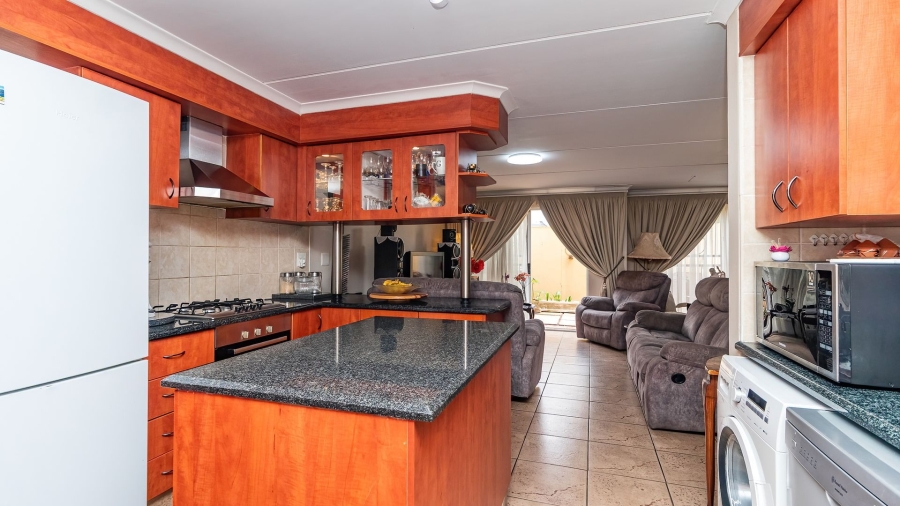 3 Bedroom Property for Sale in Rynfield Gauteng