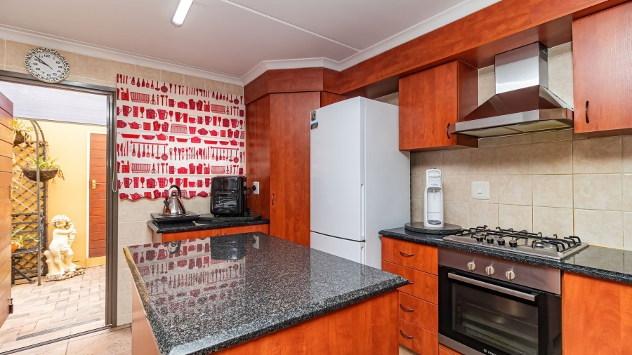 3 Bedroom Property for Sale in Rynfield Gauteng