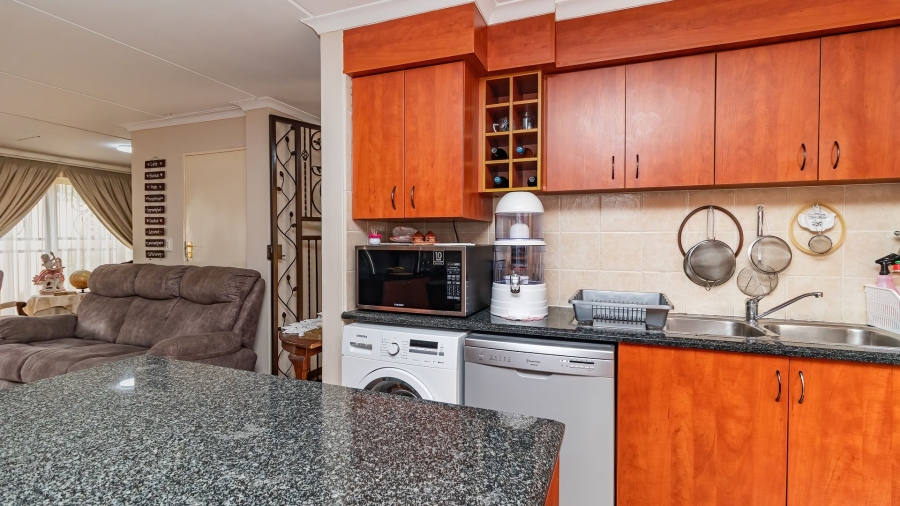 3 Bedroom Property for Sale in Rynfield Gauteng