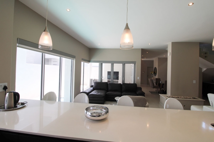 4 Bedroom Property for Sale in Bryanston Gauteng