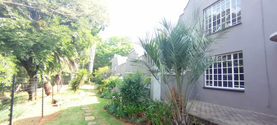 To Let 2 Bedroom Property for Rent in Helderkruin Gauteng