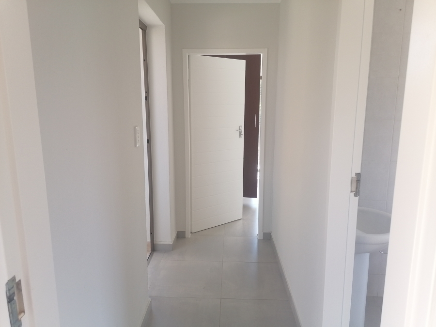 To Let 2 Bedroom Property for Rent in Willowbrook Gauteng