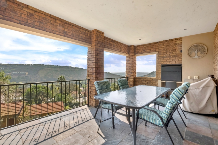 4 Bedroom Property for Sale in Helderkruin Gauteng