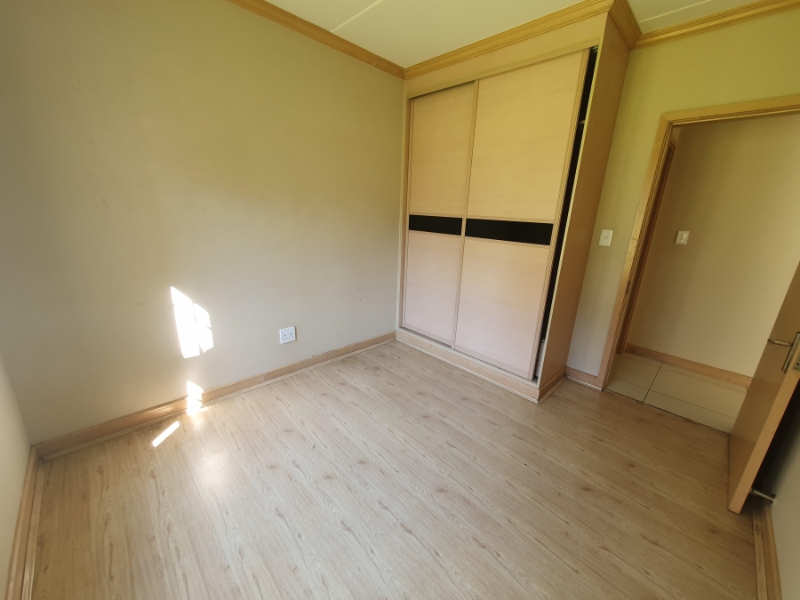 To Let 1 Bedroom Property for Rent in Noordwyk Gauteng