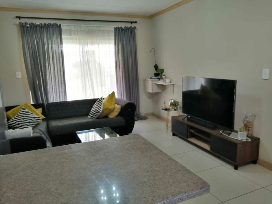To Let 1 Bedroom Property for Rent in Noordwyk Gauteng