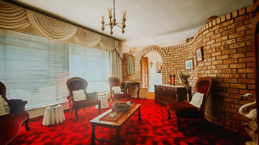 4 Bedroom Property for Sale in Waldrift Gauteng