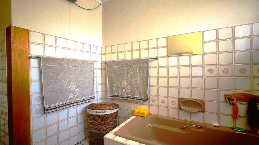 4 Bedroom Property for Sale in Waldrift Gauteng