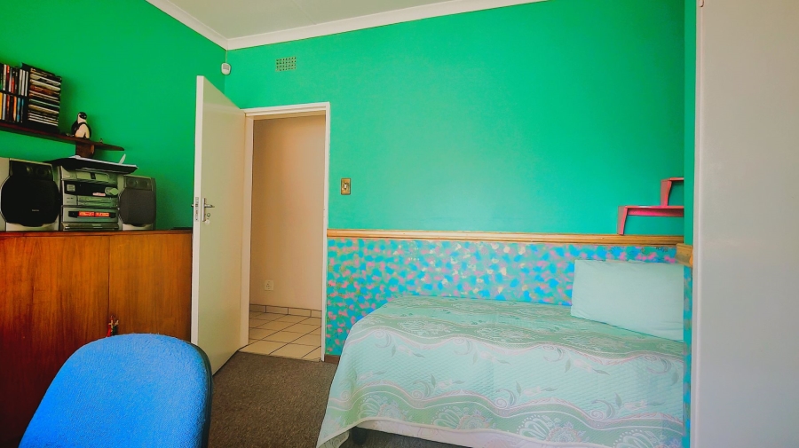 4 Bedroom Property for Sale in Waldrift Gauteng