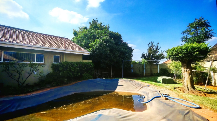 4 Bedroom Property for Sale in Waldrift Gauteng